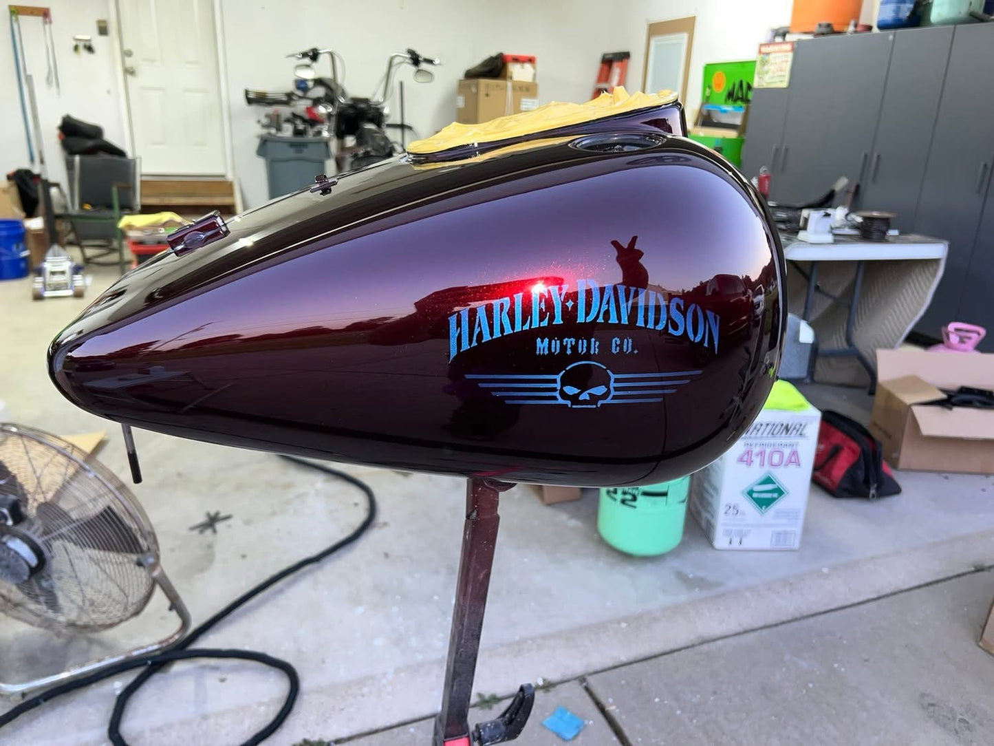 RED VELVET CANDY PEARL REVOLUTIONARY COLORS