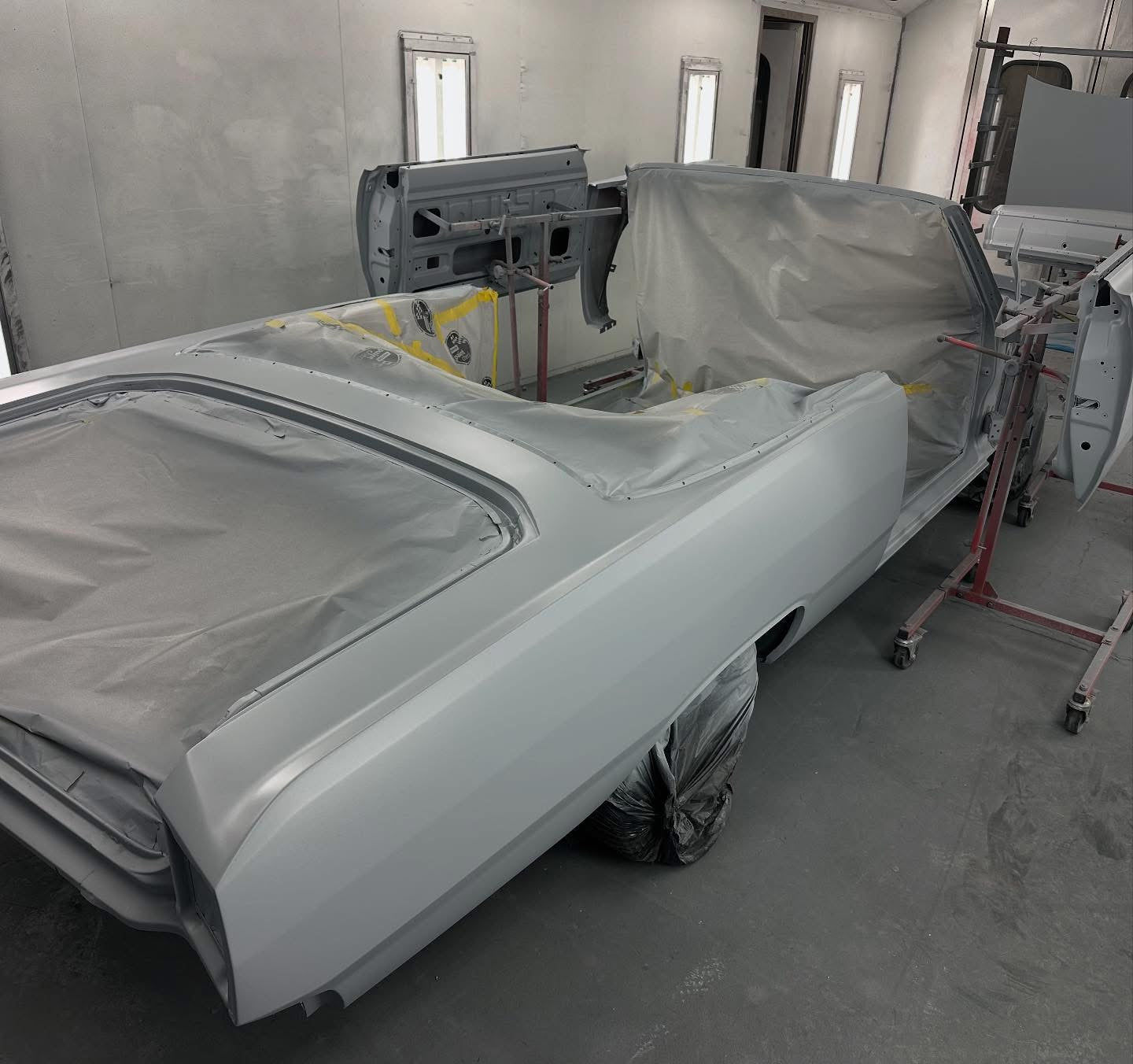 RP-223 SERIES REVOLT DTM 4:1 ACRYLIC URETHANE PRIMER/SEALER 4 COLORS