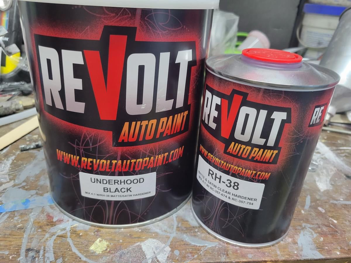 REVOLT AUTO PAINT UNDERHOOD BLACK SINGLE STAGE KITS MIX 4:1