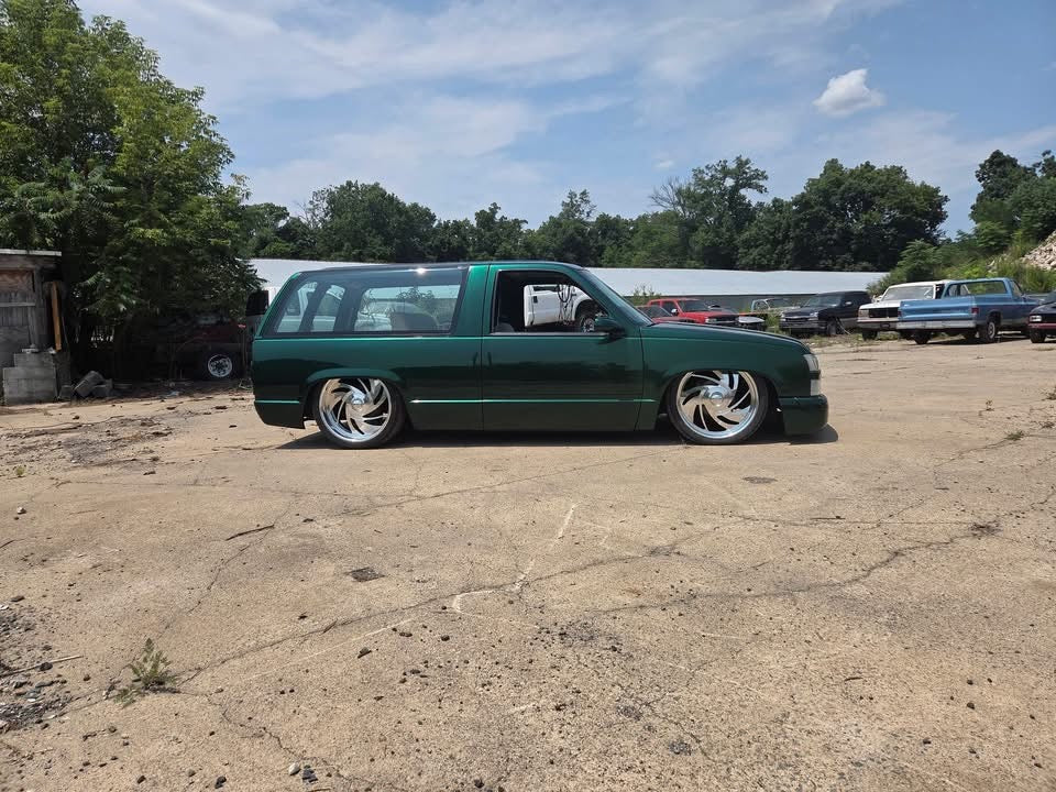 Emerald AF Candy Pearl REVOLUTIONARY COLORS